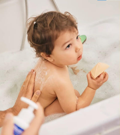Mustela Nourishing Washing Gel, 300ml – Gentle Cleanser with Cold Cream for Dry and Sensitive Skin, Soap-Free and Dermatologically Tested Greenwize