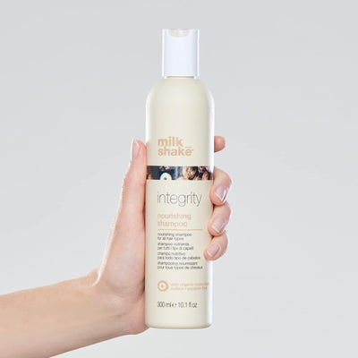 milk_shake® | integrity nourishing shampoo | nourishing shampoo for all hair types | 300 ml | repairing shampoo with murumuru butter Greenwize