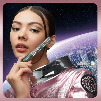 Maybelline Green Mascara, Lash Sensational Sky High Volumizing & Thickening, Eyelash Lengthening, Flake-Free Formula, Washable Coloured Mascara, Full Volume Mascara, Colour: Green Altitude Maybelline